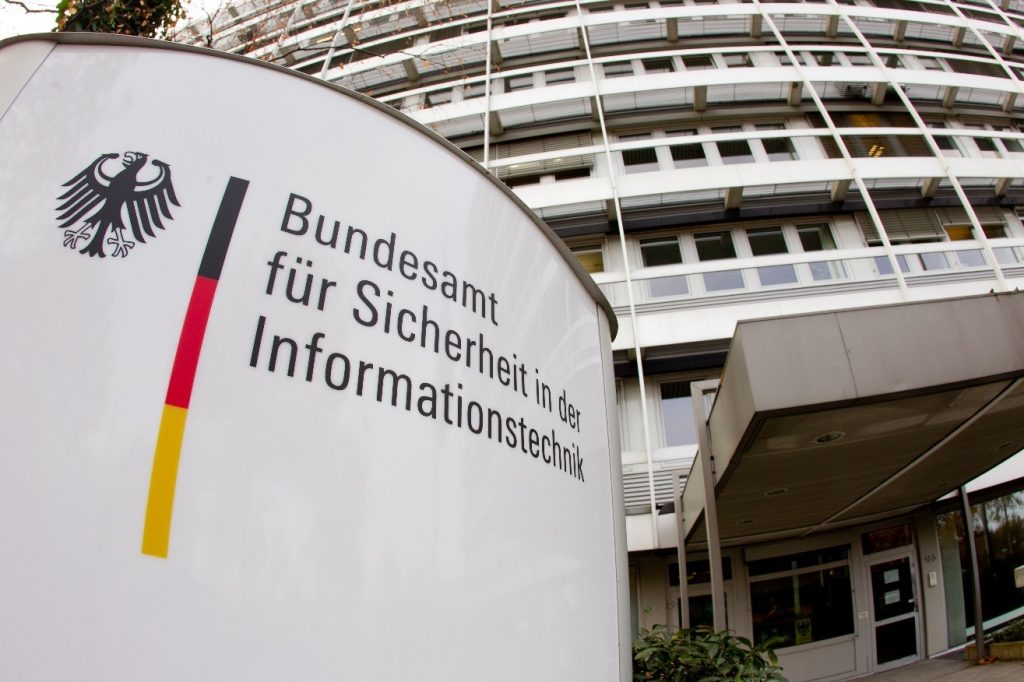 Eingang Dienstgebäude des BSI, Godesberger Allee 185-189, 53175 Bonn Quelle: Bundesamt für Sicherheit in der Informationstechnik